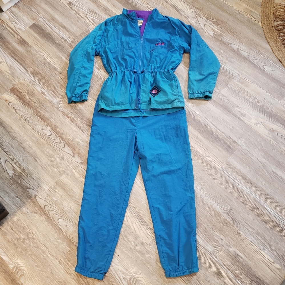 L.L. Bean Womens M Vintage Windbreaker Track Suit Set Blue Purple Embroidered.